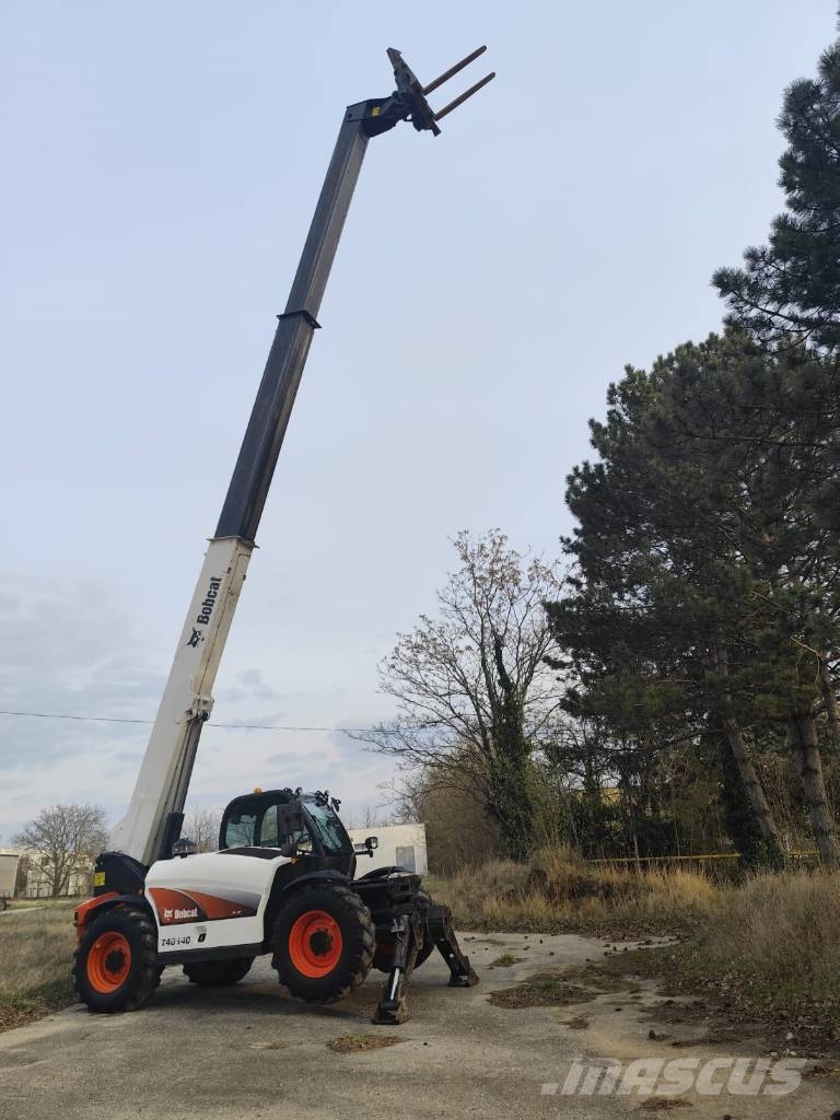 Bobcat T 40.140 مناولات متداخلة