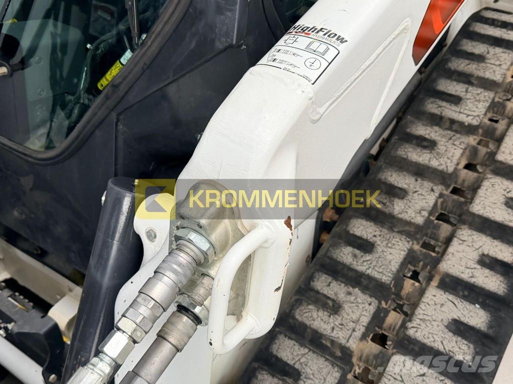 Bobcat T 76 + Laser Grader 244 cm Krautuvai su šoniniu pasukimu
