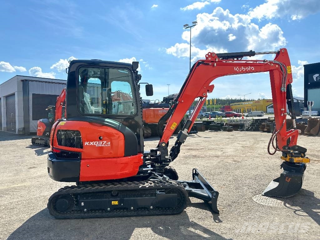 Kubota KX037-4 PYÖRITTÄJÄLLÄ Mini excavators < 7t (Mini diggers)