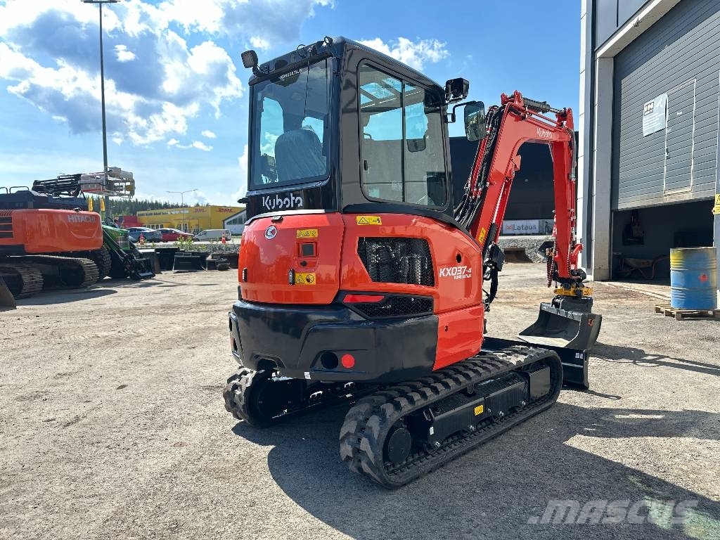 Kubota KX037-4 PYÖRITTÄJÄLLÄ Mini excavators < 7t (Mini diggers)