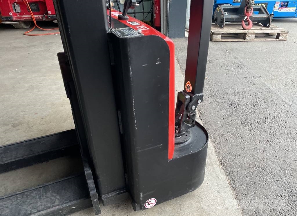 EP ESL 122, 3300mm Hubhöhe, 1200kg E-Ameise wie Still Schubmaststapler