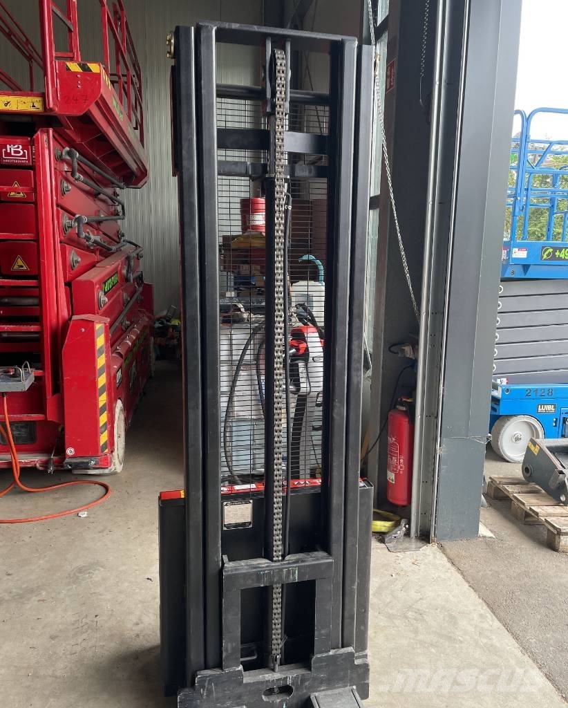 EP ESL 122, 3300mm Hubhöhe, 1200kg E-Ameise wie Still Schubmaststapler