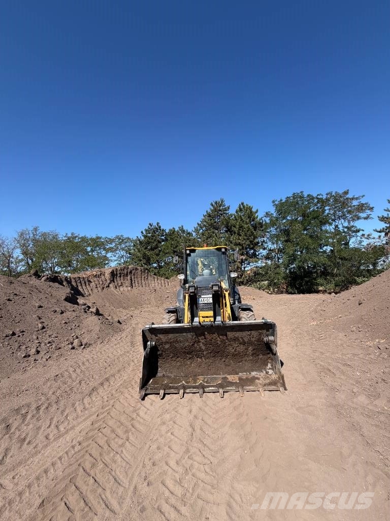 Komatsu WB 93 R-8 Ekskavatoriniai krautuvai