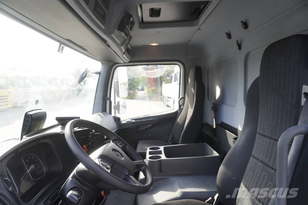 Mercedes-Benz Atego 1323 / Cazaux 17 EPAL refrigerator / Carrier Skåpbilar Kyl/Frys/Värme