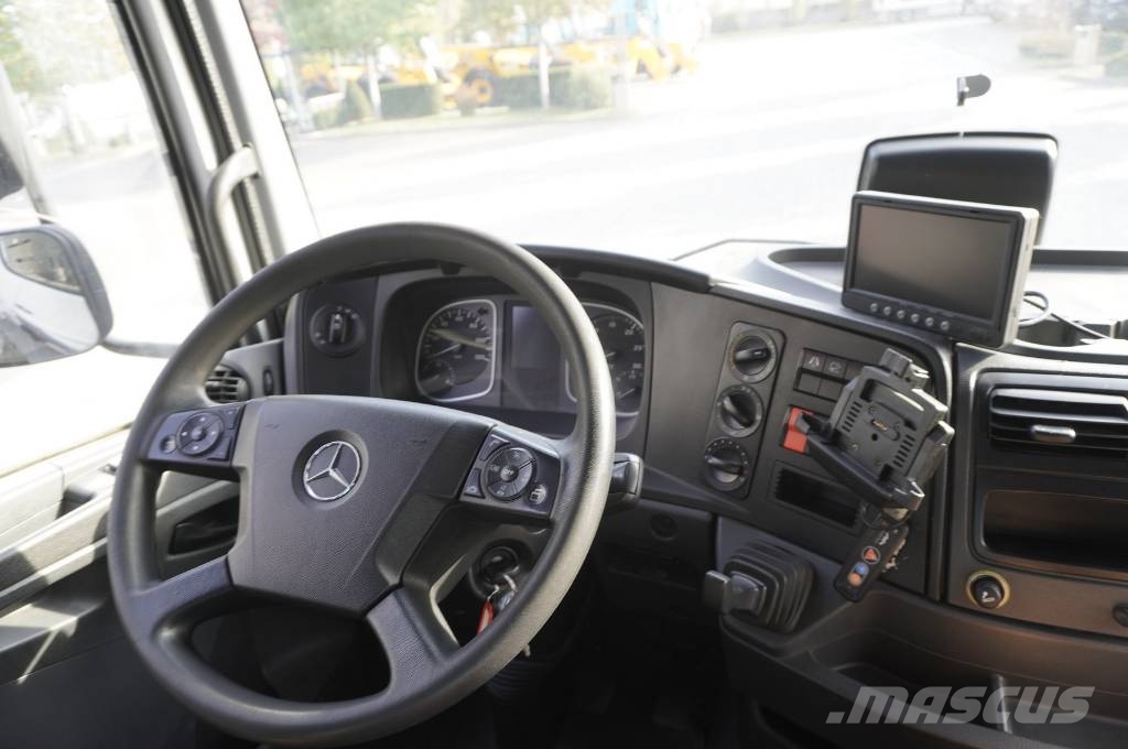 Mercedes-Benz Atego 1323 / Cazaux 17 EPAL refrigerator / Carrier Skåpbilar Kyl/Frys/Värme