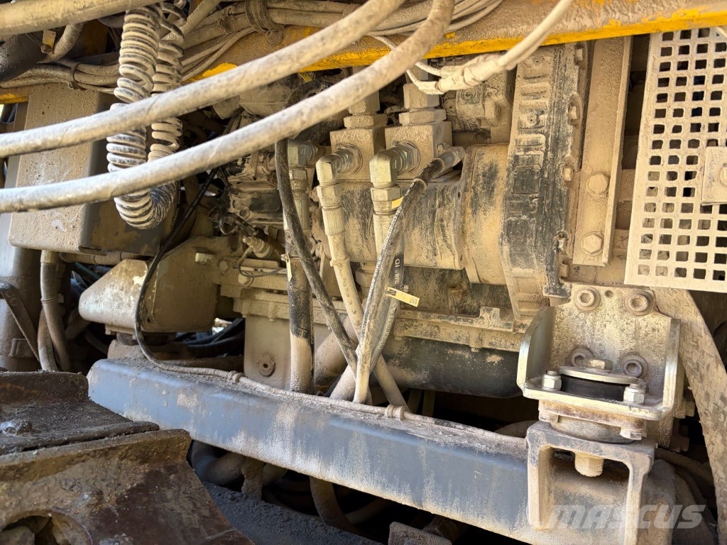 Epiroc Flexiroc T30 Vertikaalsed puurmasinad