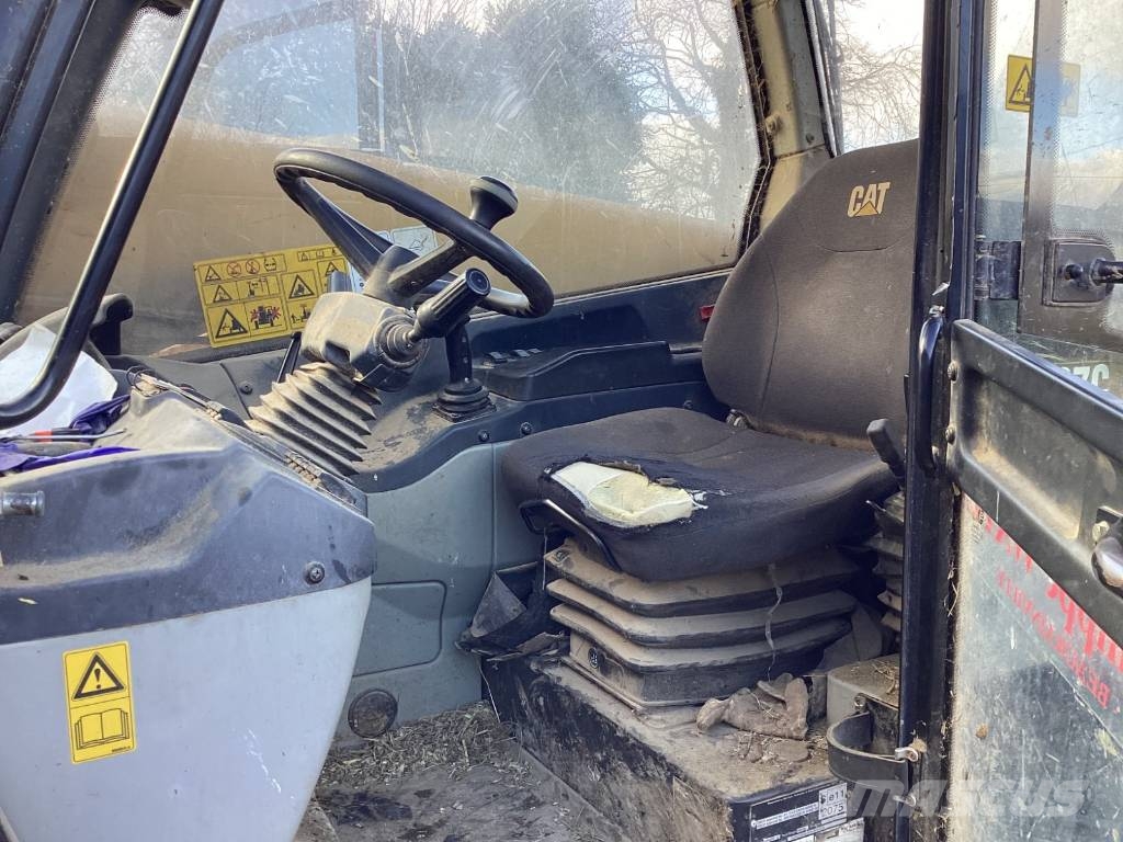 CAT TH 337 Teleskoplastere for Landbruk