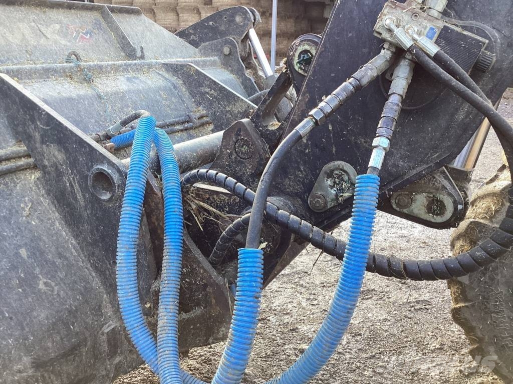 CAT TH 337 Teleskoplastere for Landbruk
