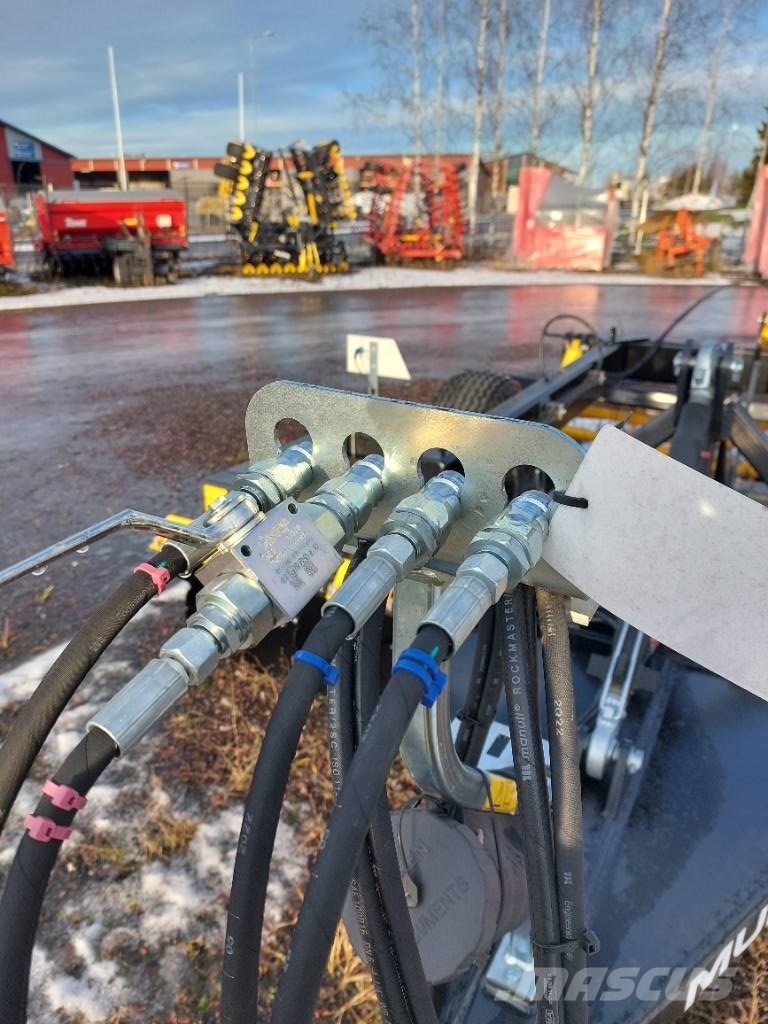 Multiva lautasmuokkain DM 350 putkijyrällä Disc harrows