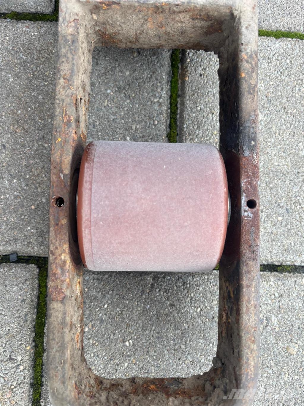 OM CT 13 Hochhubwagen Selbstfahrstapler