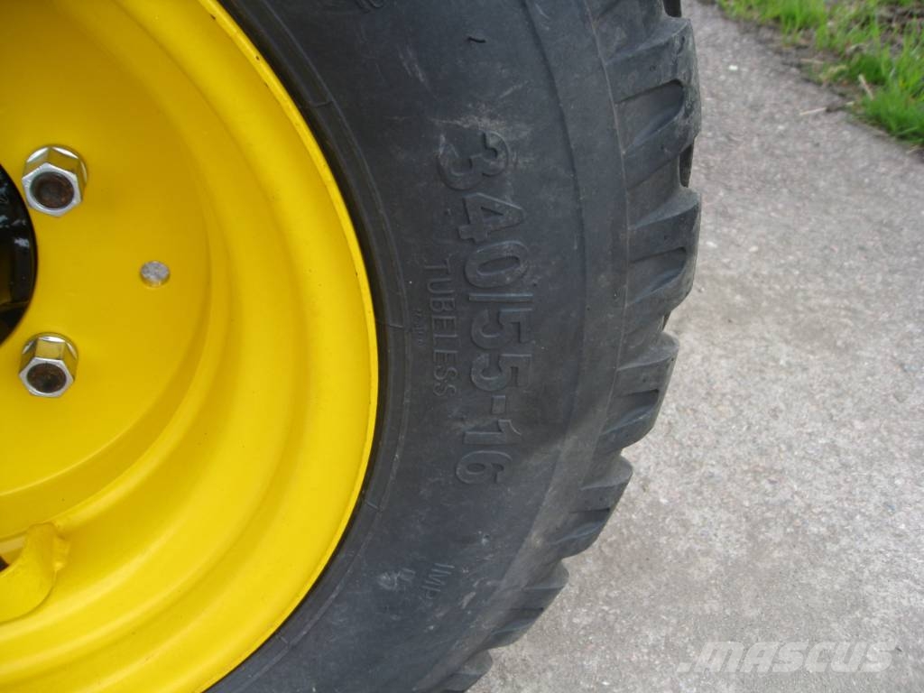 Multiva Topline Super 700 XL Gradas