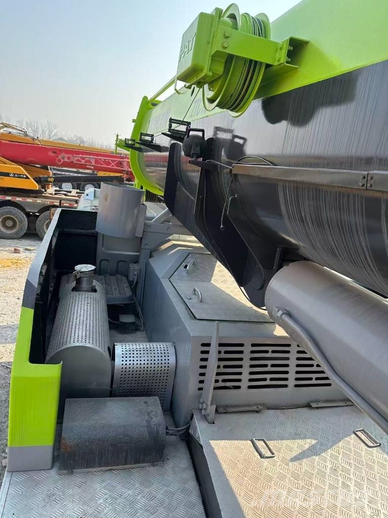 Zoomlion ZTC1500V6 Andere Krane