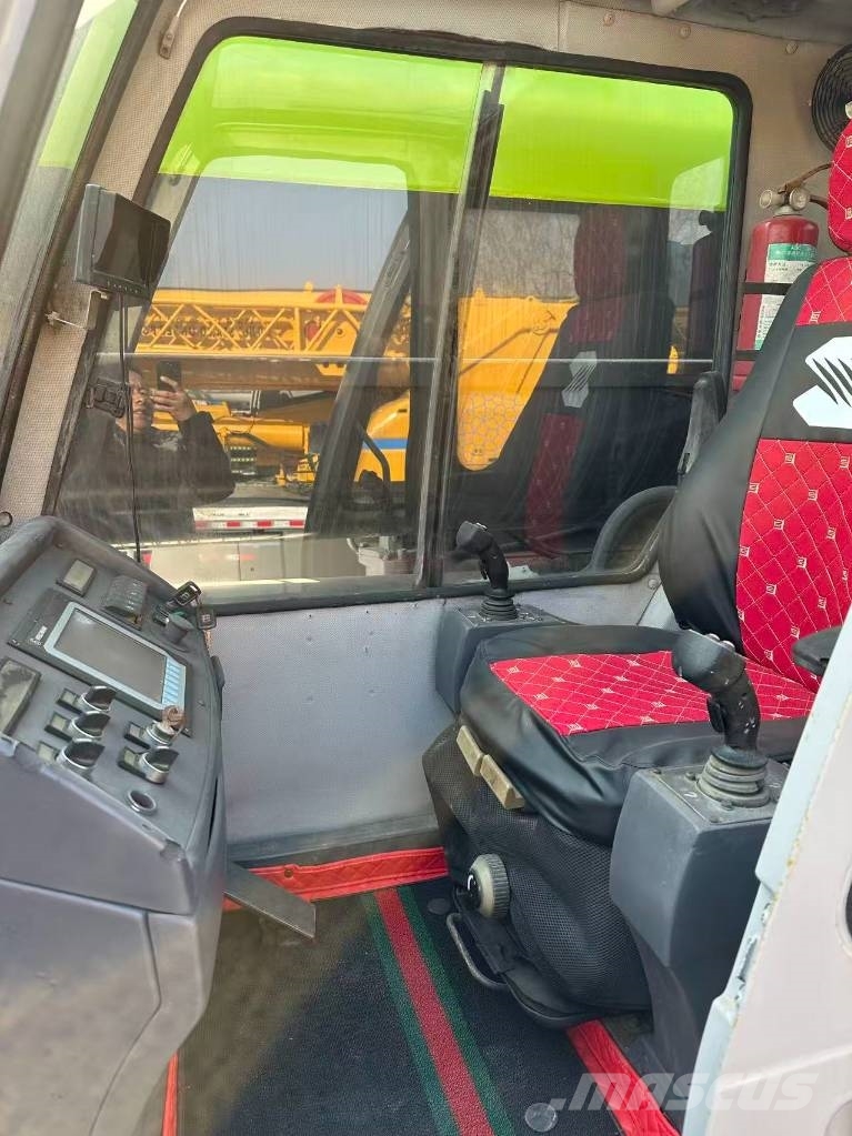 Zoomlion ZTC1500V6 Andere Krane