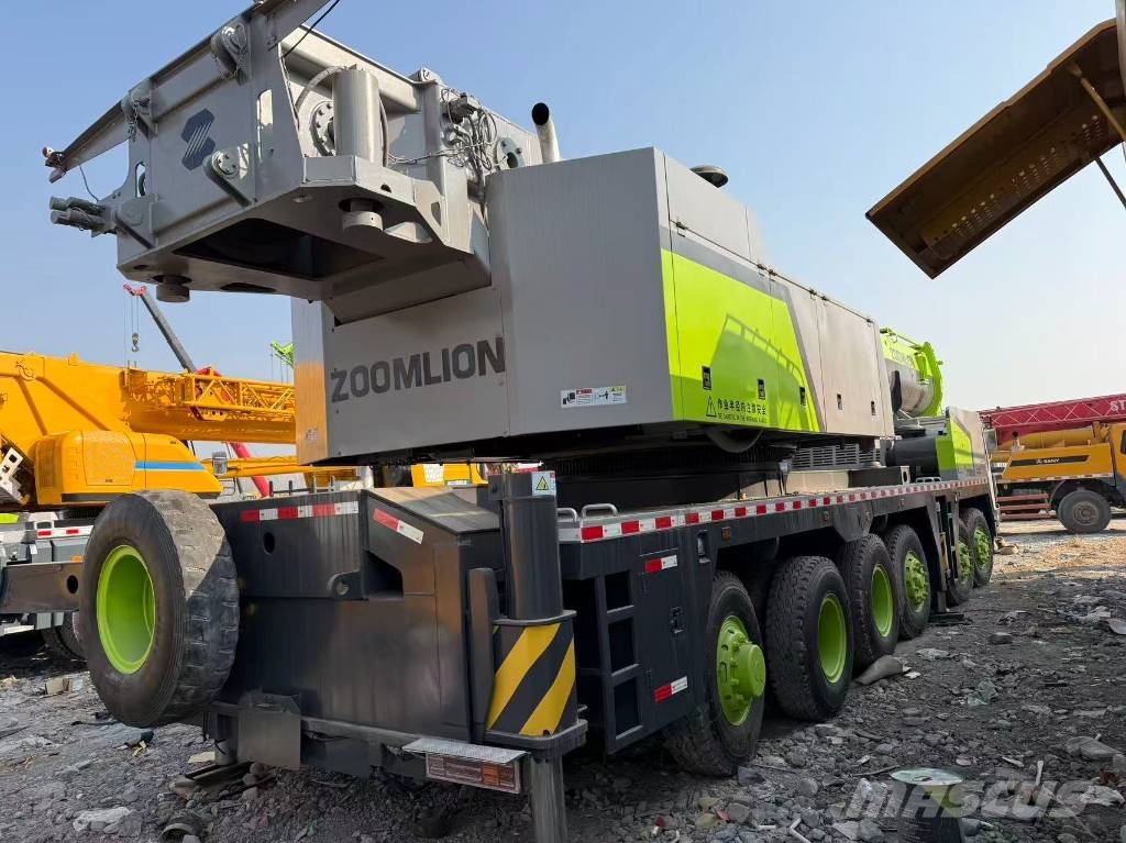 Zoomlion ZTC1500V6 Andere Krane