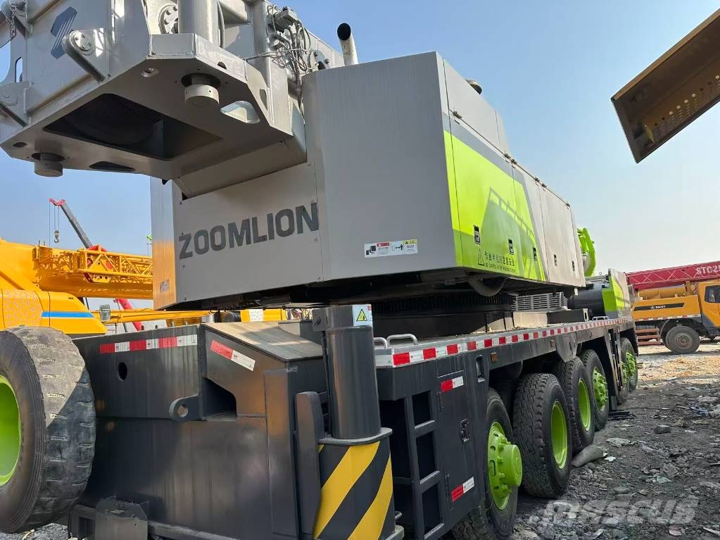 Zoomlion ZTC1500V6 Andere Krane