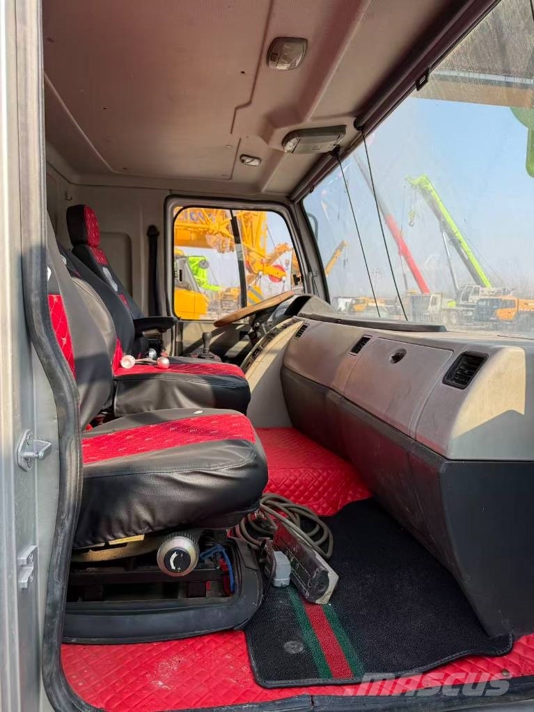 Zoomlion ZTC1500V6 Andere Krane