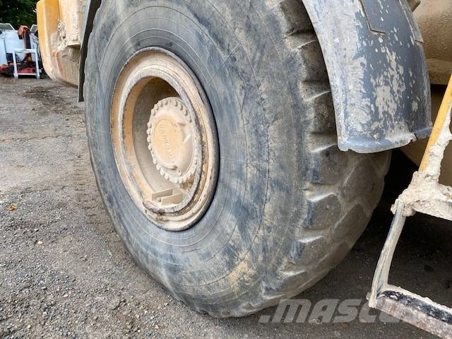 Volvo L 150 轮式装载机