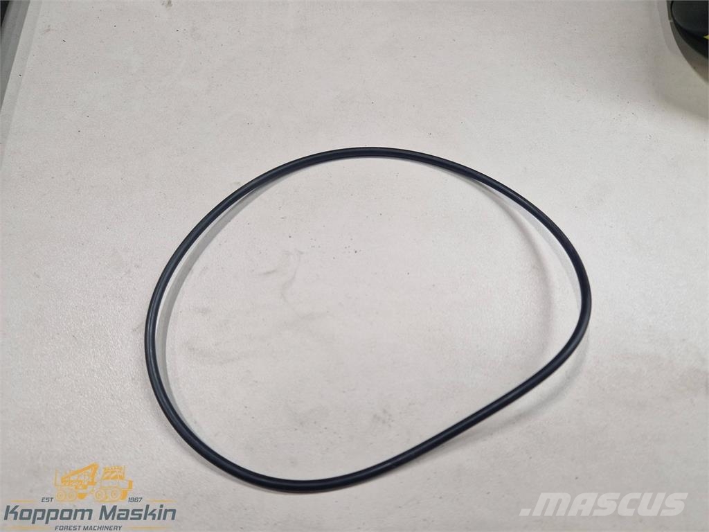 Valmet / Komatsu 5037871 Transmissie