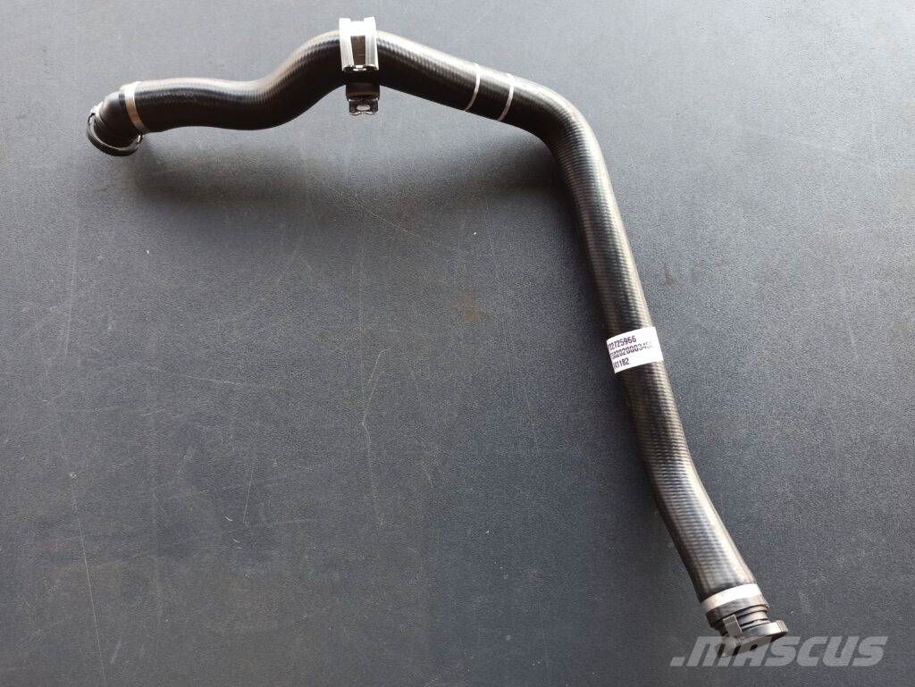Volvo CRANCASE VENTILATION HOSE 22725966 发动机