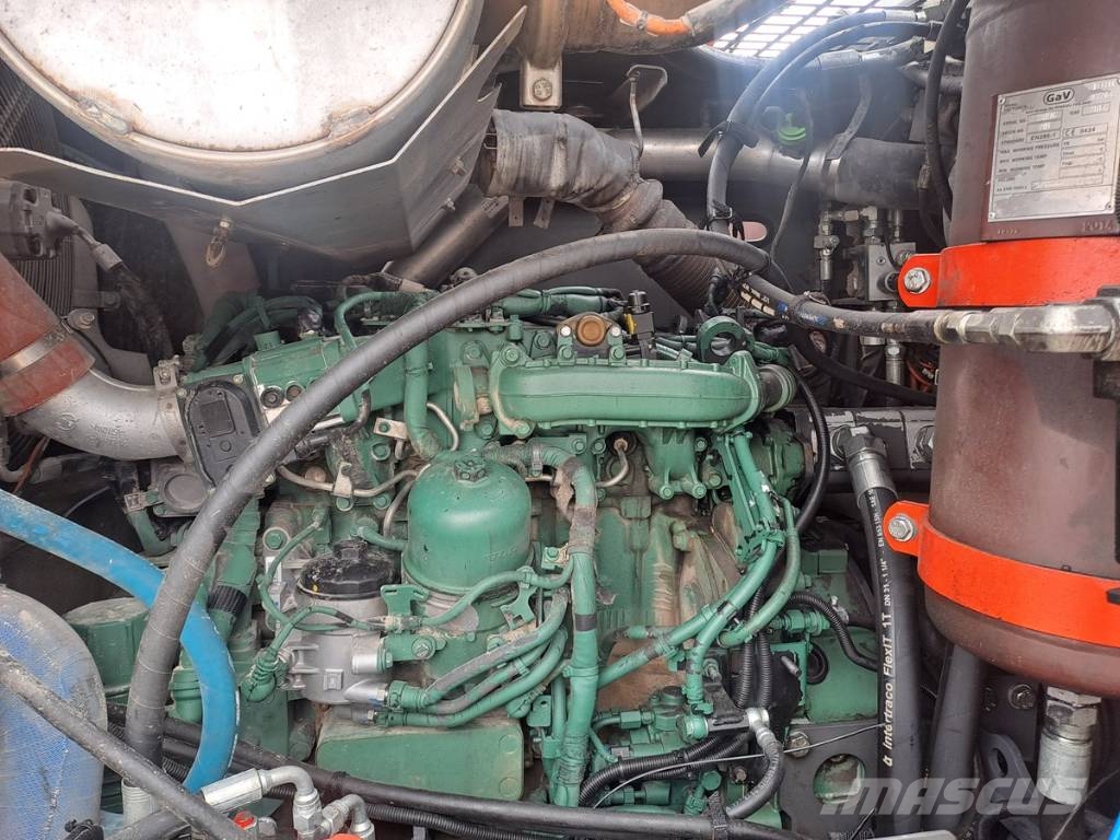 Sandvik DC 400 RI 鑽孔機