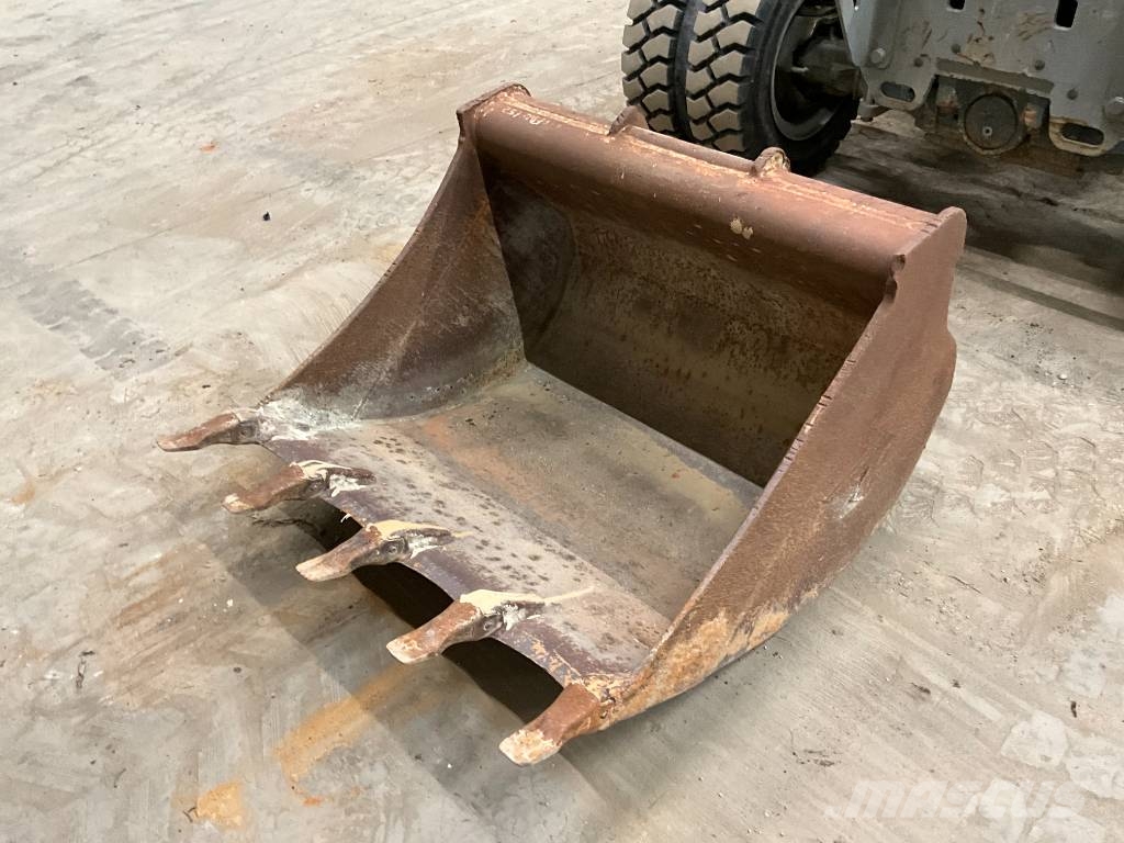 Neuson EW 65 Wielgraafmachines
