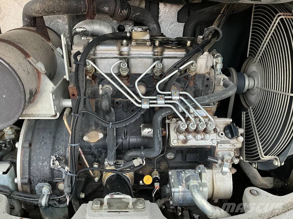 Neuson EW 65 Wielgraafmachines
