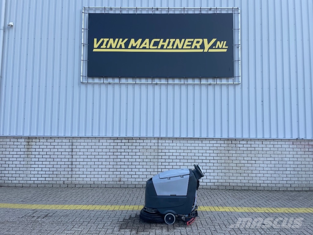 Nilfisk SC 500 كناسات