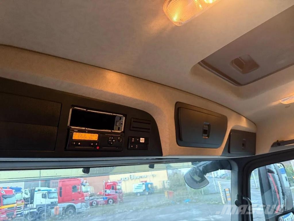 Mercedes-Benz Actros 1830 4X2 EURO 6 - BOX 7,30 METER + ZEPRO LO Camiones de caja de lona
