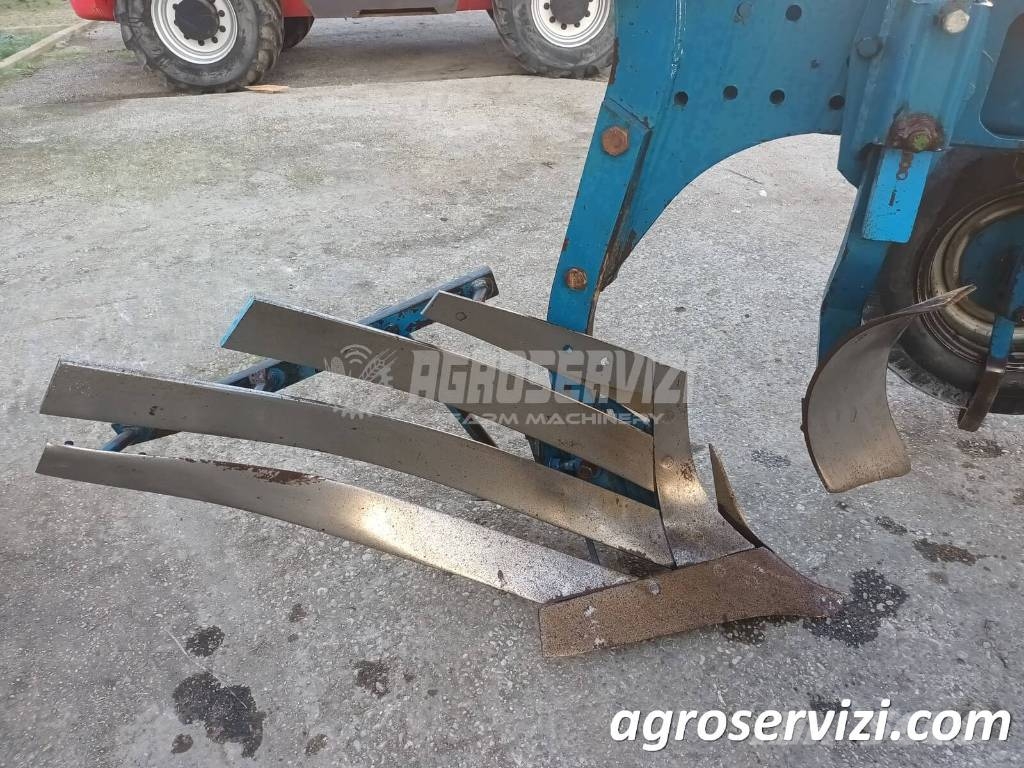 Rabe ARATRO TRIVOMERE RABE SUPERTAUBE محاريث عكسية