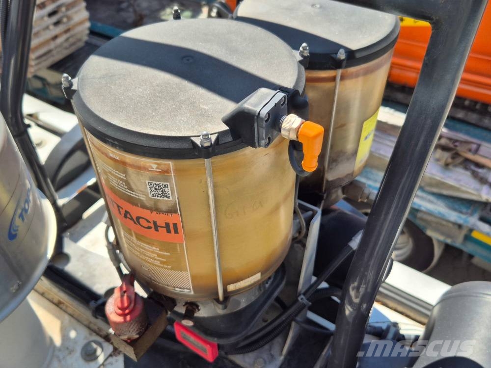 Hitachi KTEG KMC 400 P-7 Εκσκαφείς κατεδαφίσεων
