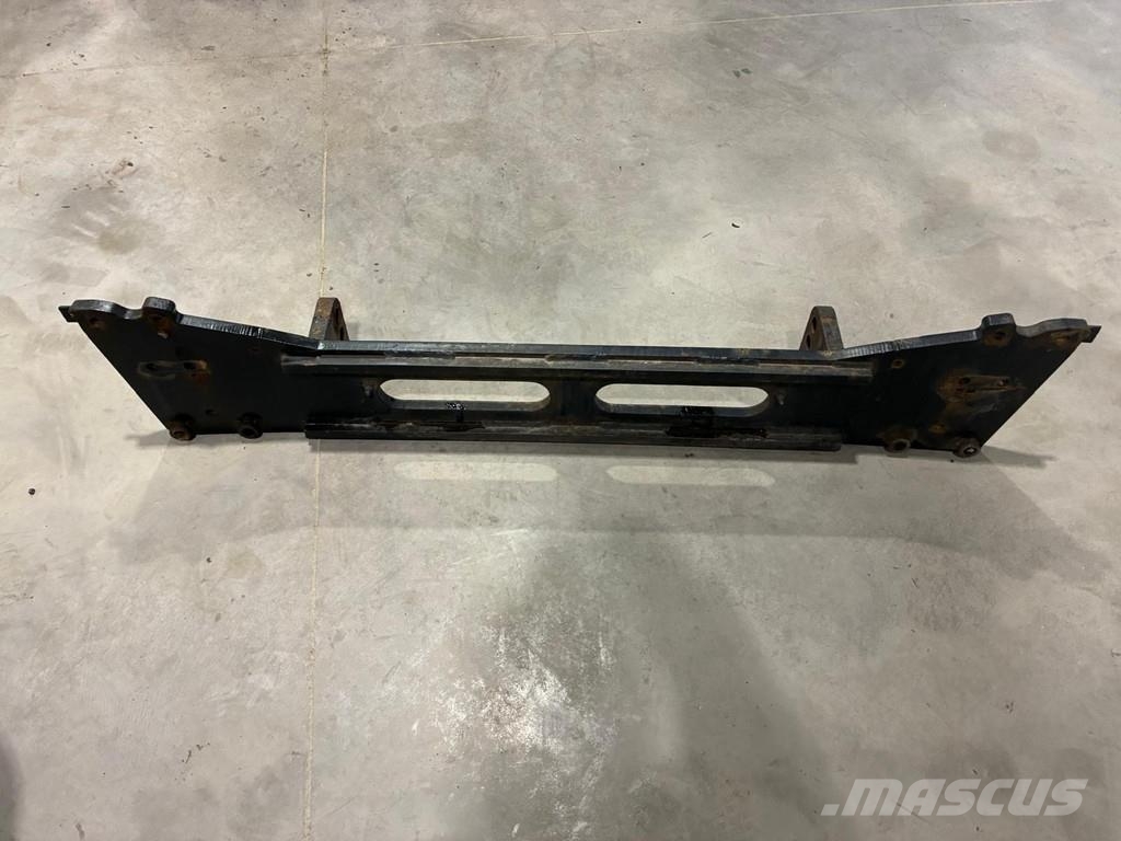 Attachment for mounting plows Snow groomers