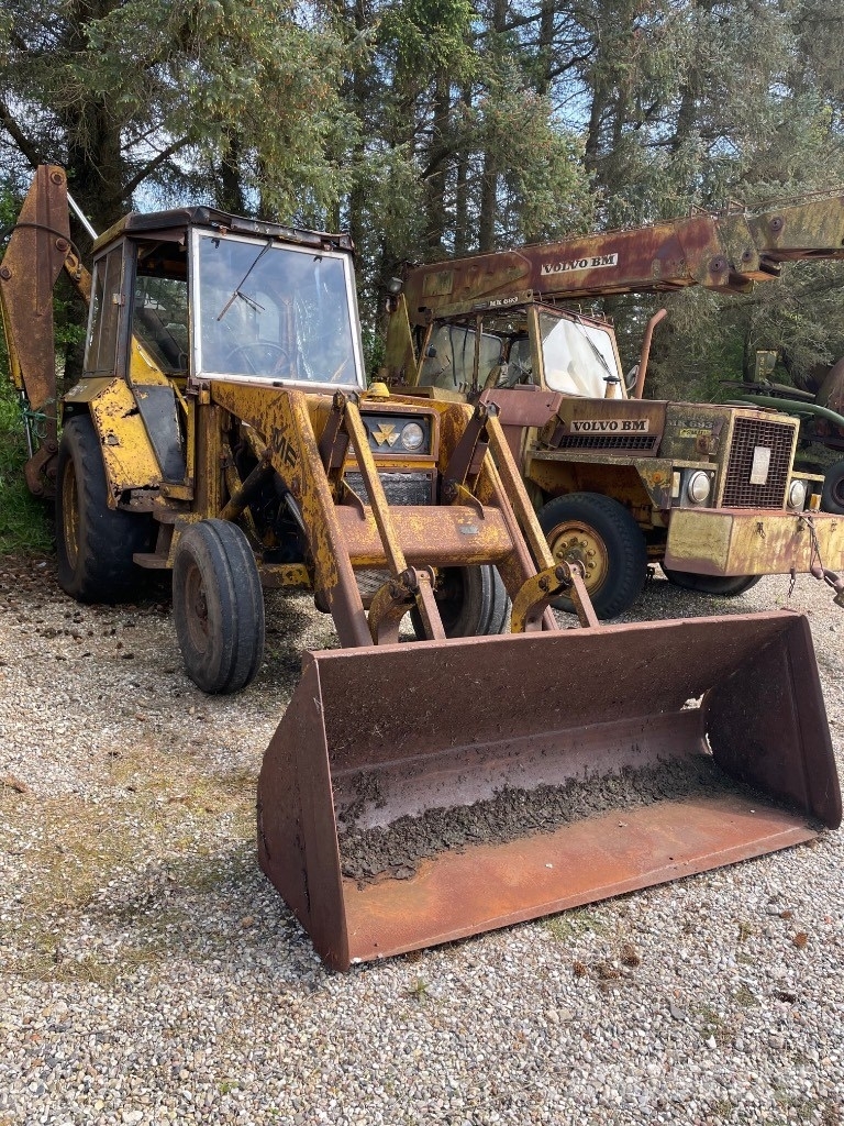 Massey Ferguson MF50B 反铲装载机