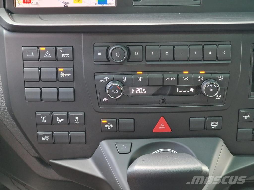MAN TGX 18.520 GX - D30 - Retarder - Full air - Night وحدات الجر