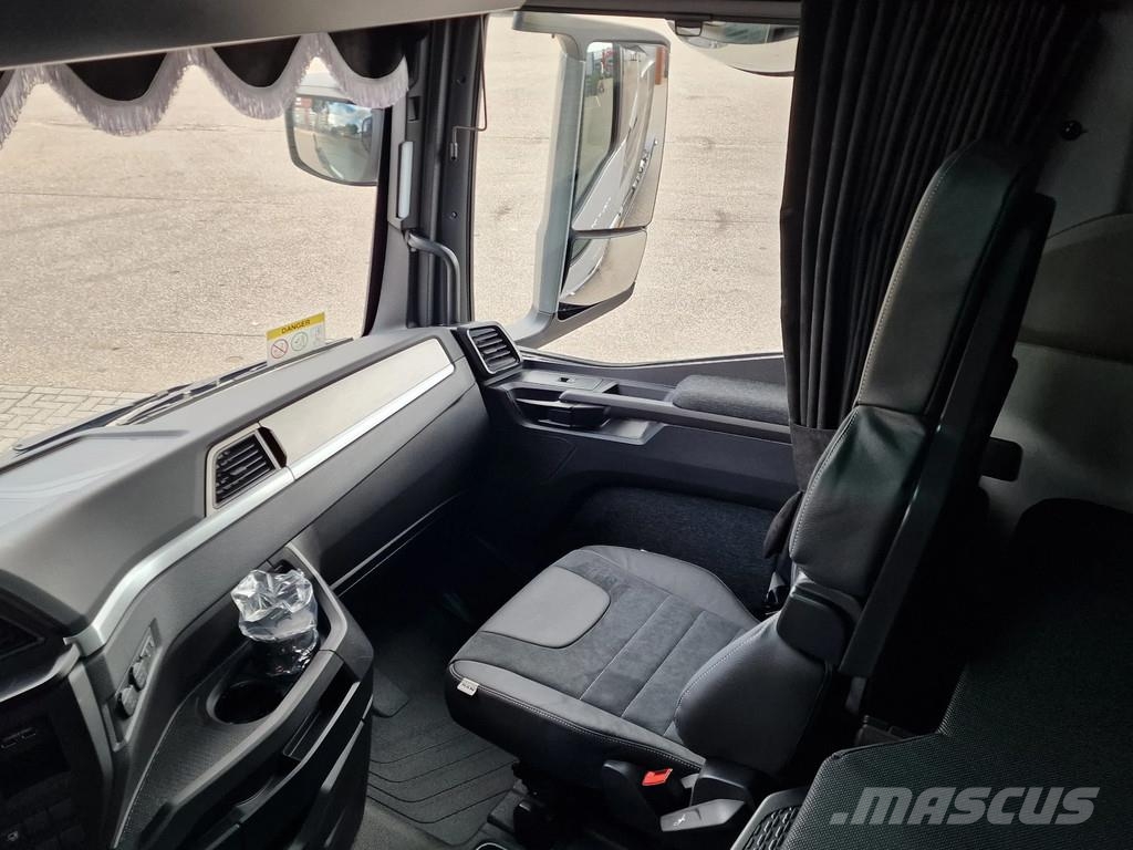 MAN TGX 18.520 GX - D30 - Retarder - Full air - Night وحدات الجر