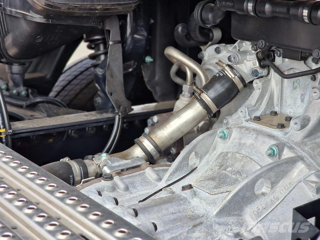 MAN TGX 18.520 GX - D30 - Retarder - Full air - Night وحدات الجر