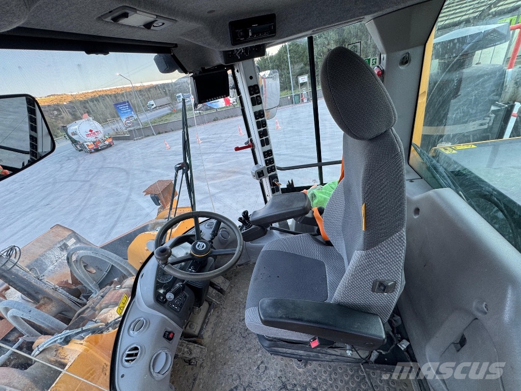 Volvo L 150 H 轮式装载机