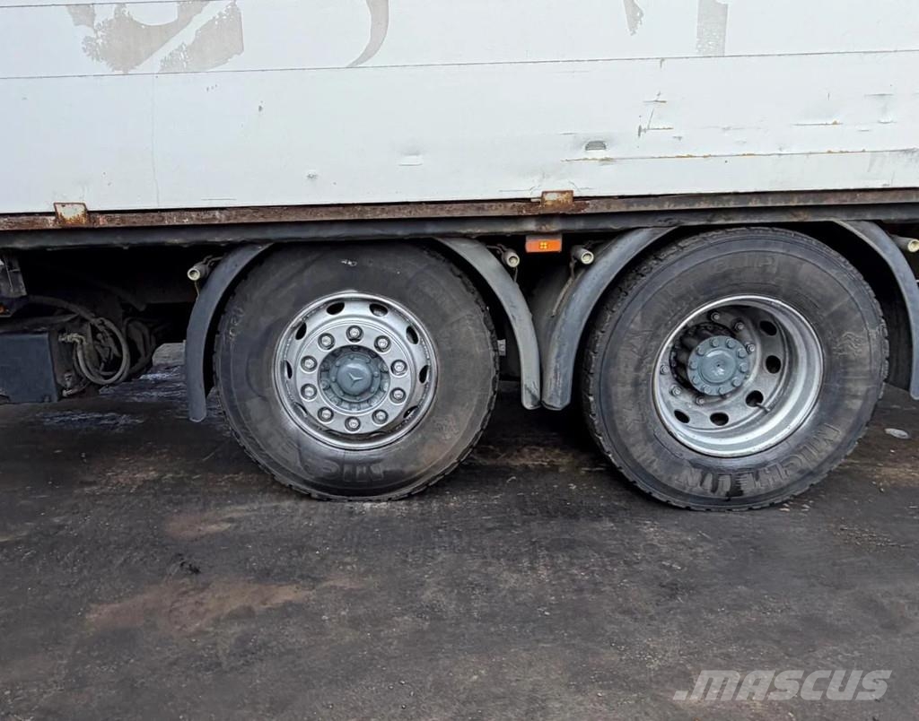 Mercedes-Benz Actros 2543 - Closed Box Truck - V6 - 6x2 - Side O Kastenaufbau