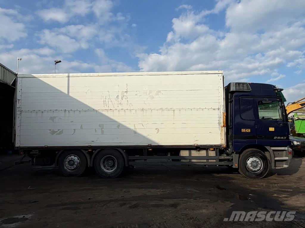 Mercedes-Benz Actros 2543 - Closed Box Truck - V6 - 6x2 - Side O Kastenaufbau