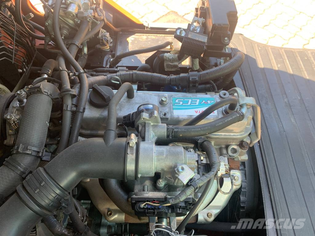 Toyota 8 FGF 18 V-3097 OB Plinski viljuškari