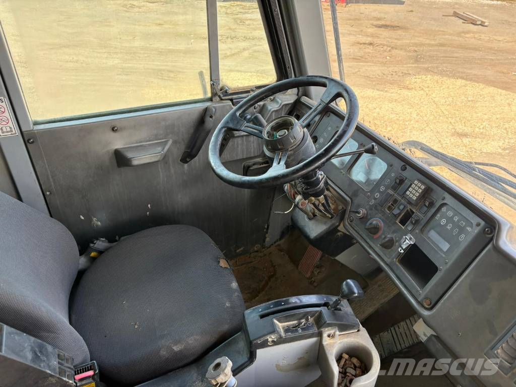 CAT 771 D Άκαμπτα Dumper με ανατρεπόμενο κάδο