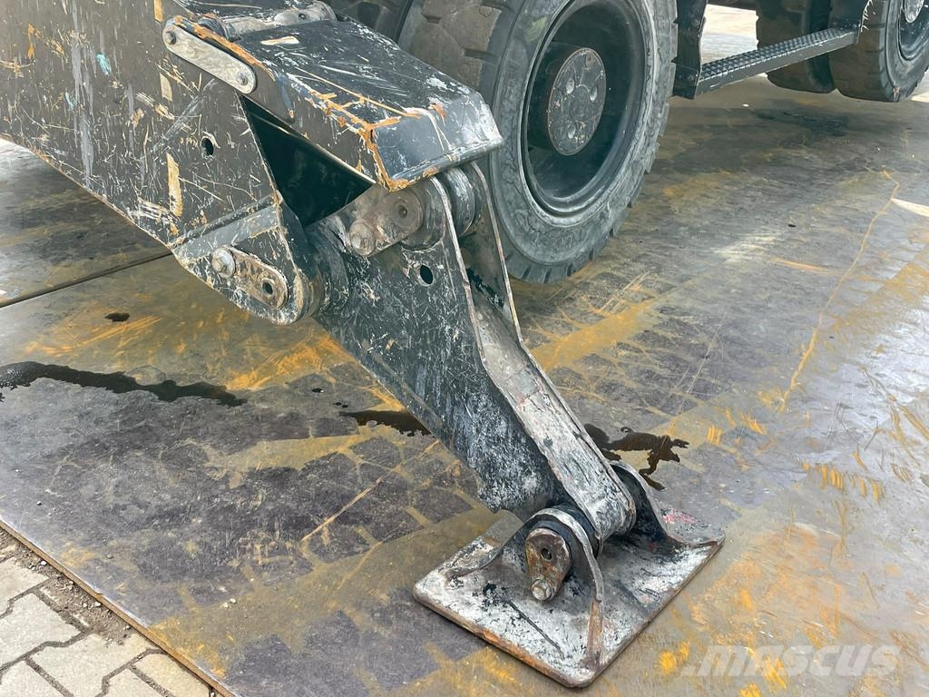 CAT MH3024 Manipuladores de resíduos / indústria