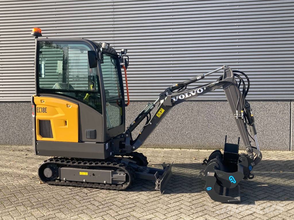Volvo EC 18 E Minigraafmachines < 7t