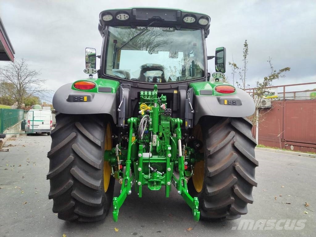 John Deere 6R 130 Traktori