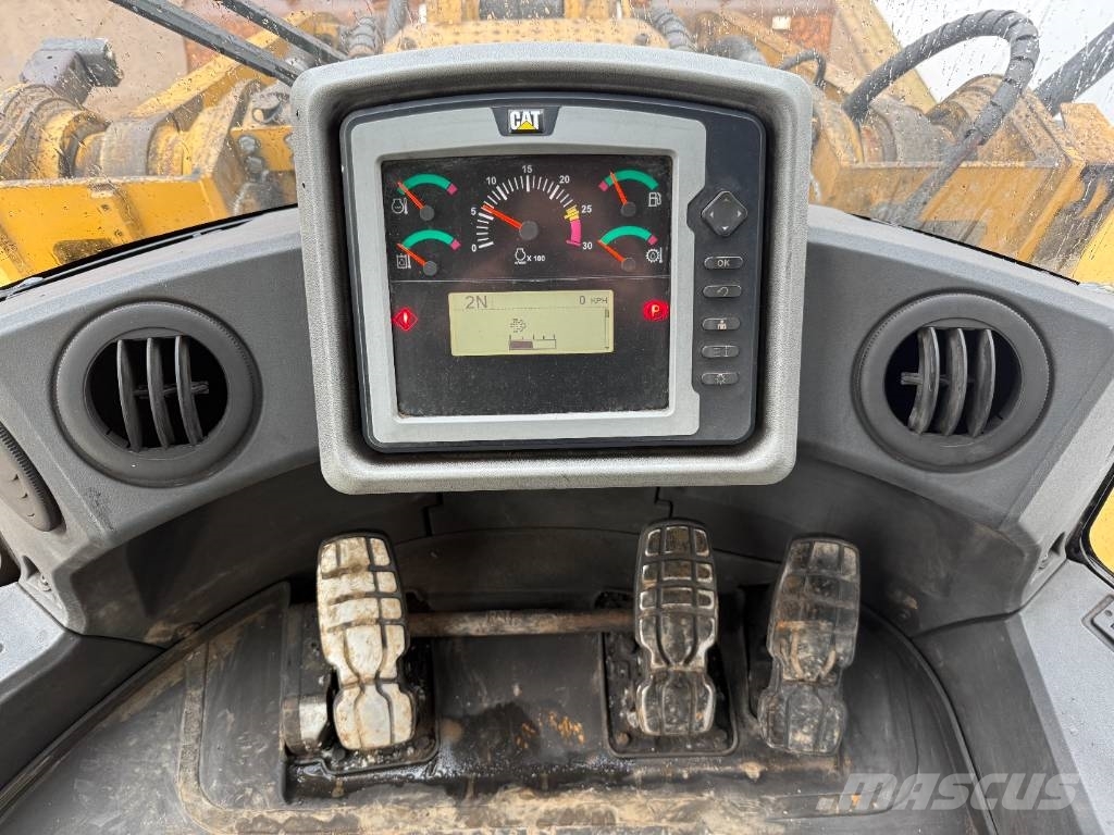 CAT 966K - 3rd Function / Weight System 轮式装载机