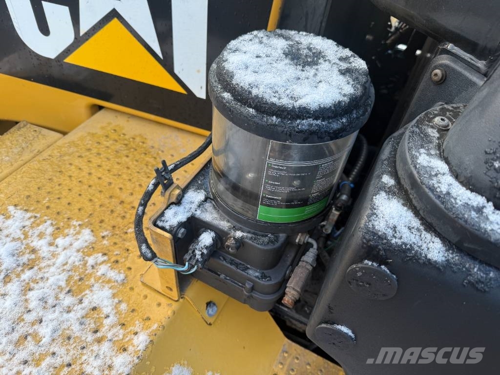 CAT 966K - 3rd Function / Weight System 轮式装载机