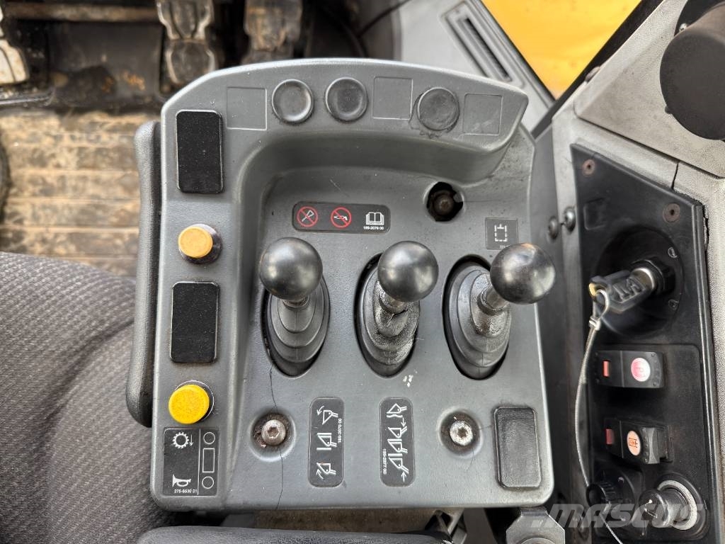 CAT 966K - 3rd Function / Weight System 轮式装载机