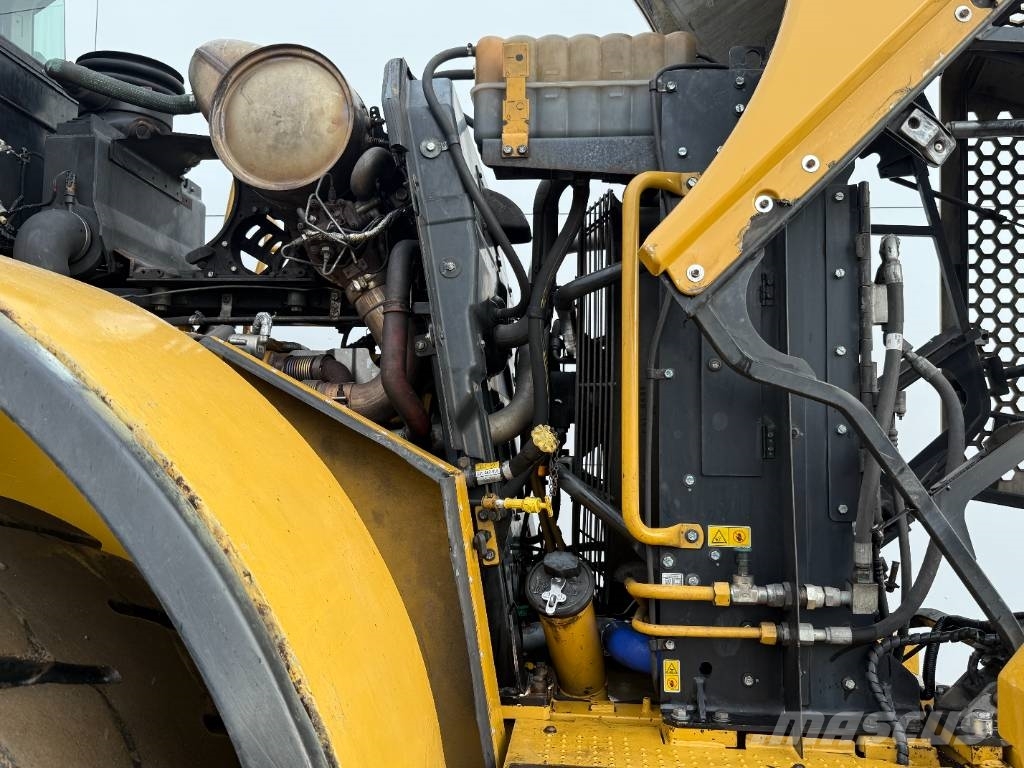 CAT 966K - 3rd Function / Weight System 轮式装载机