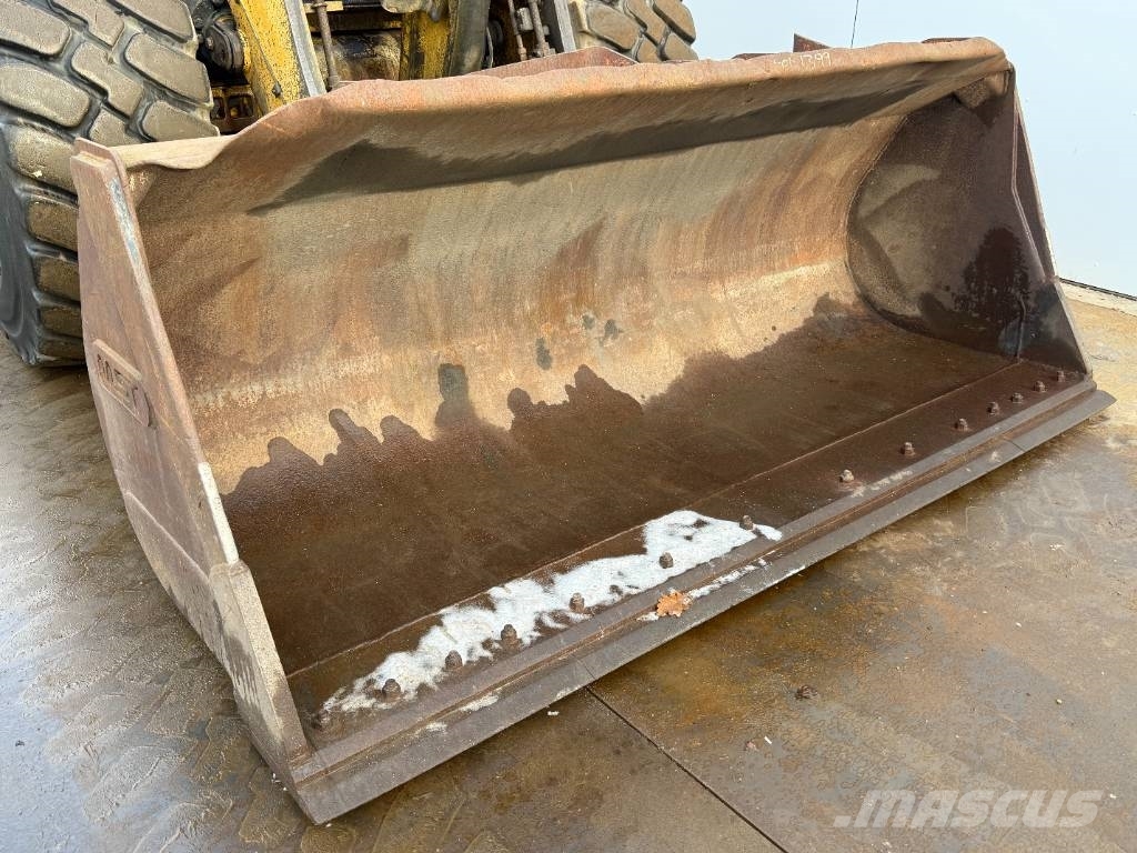 CAT 966K - 3rd Function / Weight System 轮式装载机
