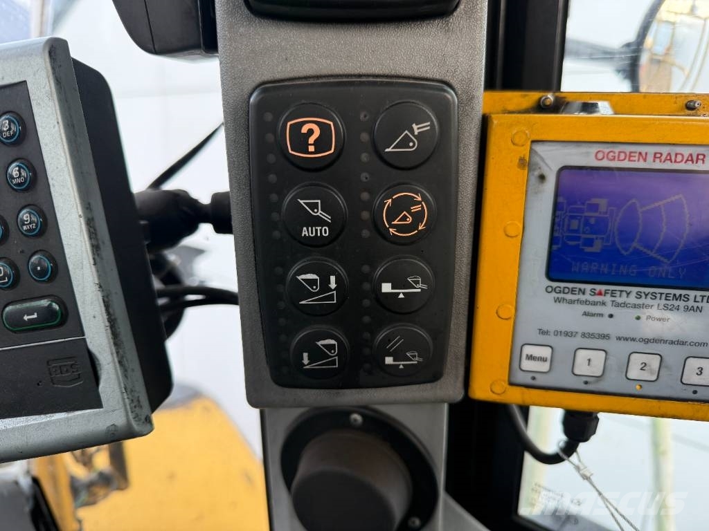 CAT 966K - 3rd Function / Weight System 轮式装载机