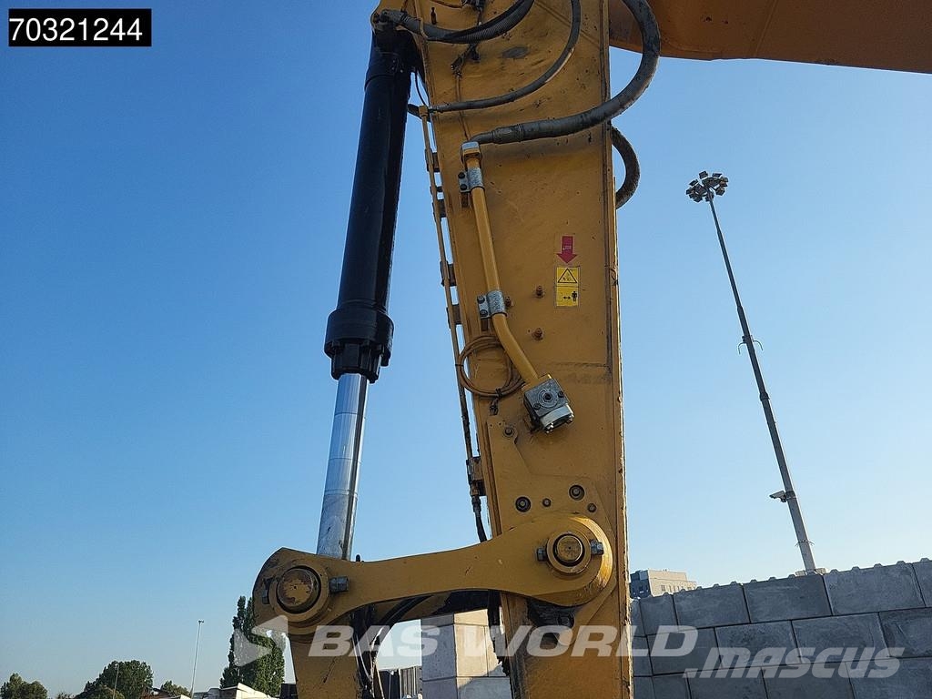 CAT 336 -07A حفارات زحافة